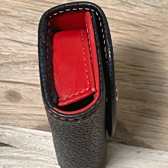 Unique Coach contact travel case. - Picture 5 of 7